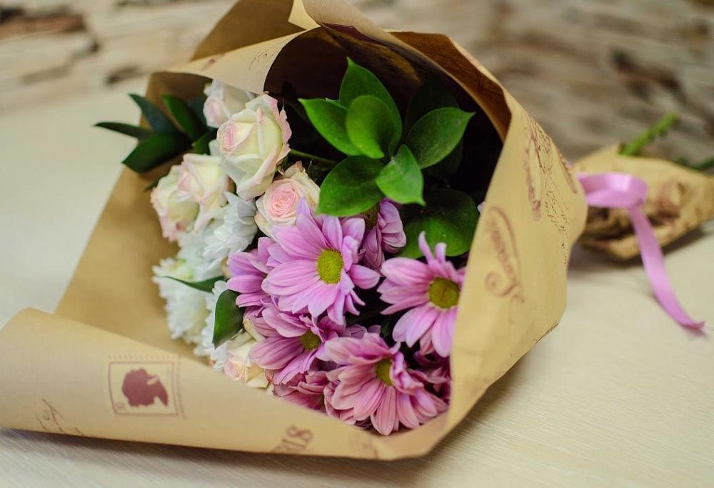 Букет цветов из: Розы и Хризантемы в Смидовиче