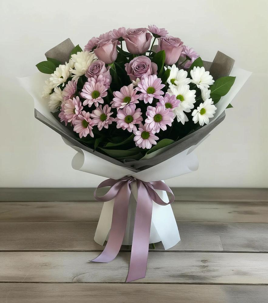 Букет цветов из: Хризантемы и Розы в Смидовиче