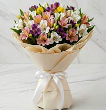 Букет цветов из:  Альстромерии в Смидовиче