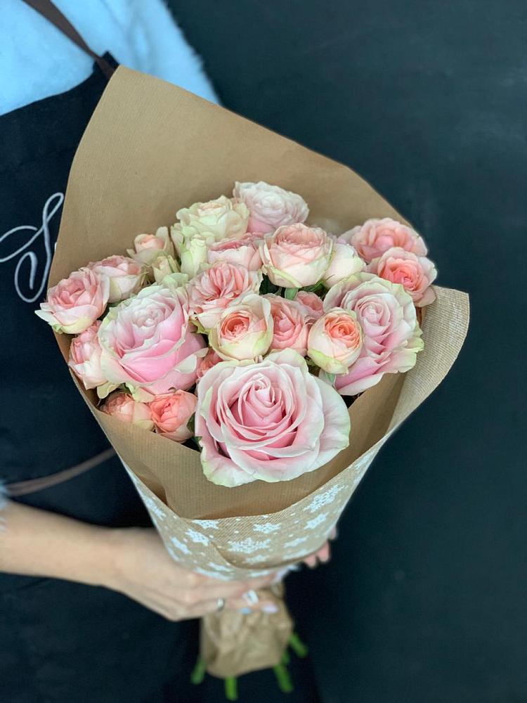 Букет цветов из: Хризантемы и Розы в Смидовиче