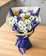 Букет цветов из:  Розы, Ирисы и Хризантемы в Смидовиче