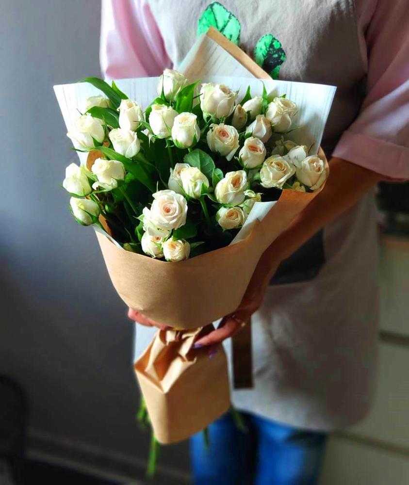 Букет цветов из: Розы в Смидовиче