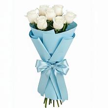 Букет 7 белых роз Проуд в Смидовиче